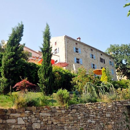 Ruine-Motovun Dh Vila Exterior foto